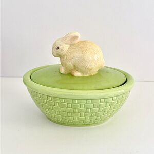 Hallmark Ceramic Easter Bunny Rabbit Egg Candy Dish Trinket Box Light Green